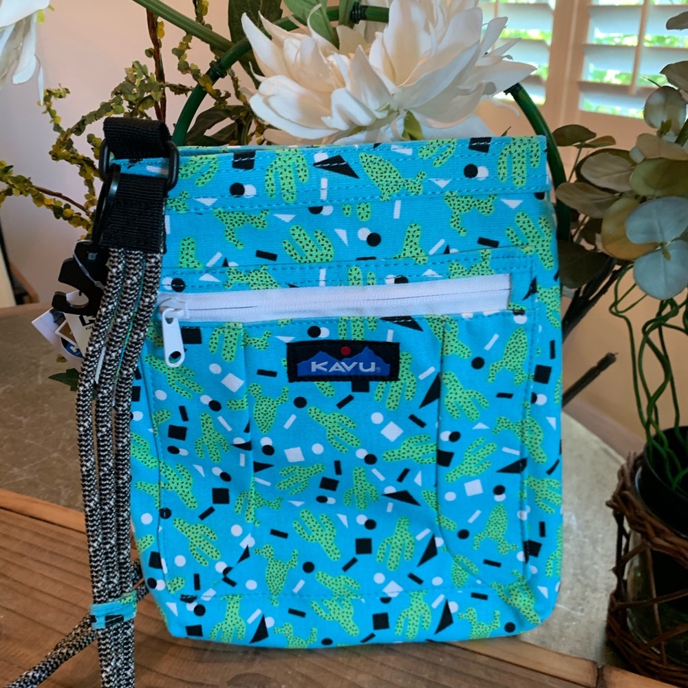 Kavu “Keep Along” Bag